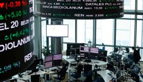 La Borsa del 13 novembre, finisce lo shutdown ma Milano va sotto i 45mila punti
