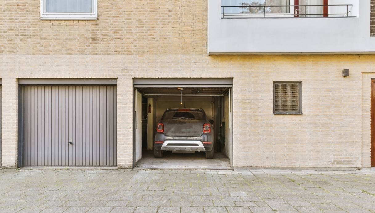 Comprare box e posti auto conviene in città? Napoli è la più costosa in Italia Comprare box e posti auto conviene in città? Napoli è la più costosa in Italia