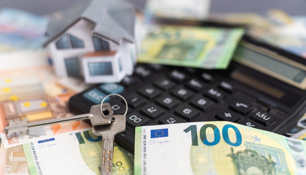 Mutui sempre più cari, rata a +216 euro l’anno su un prestito da 150mila euro Mutui sempre più cari, rata a +216 euro l’anno su un prestito da 150mila euro