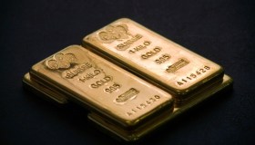 Oro ancora un bene rifugio nonostante la flessione? Le previsioni