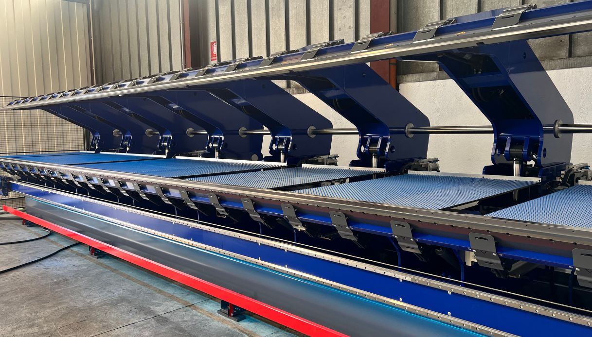 Piegatrice Variobend, nuovo macchinario