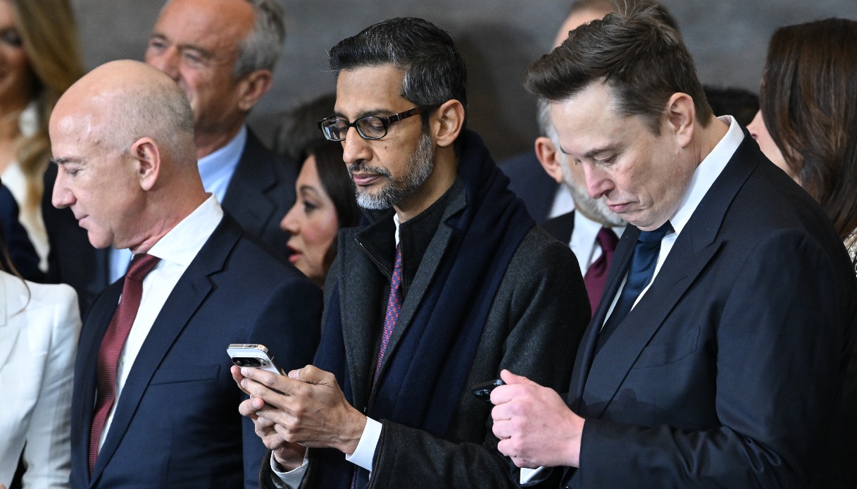 Musk, Bezos e Zuckerberg più ricchi grazie a Trump: +698 miliardi in un anno