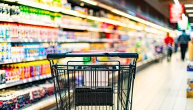 Salame richiamato dai supermercati per rischio microbiologico: il lotto interessato