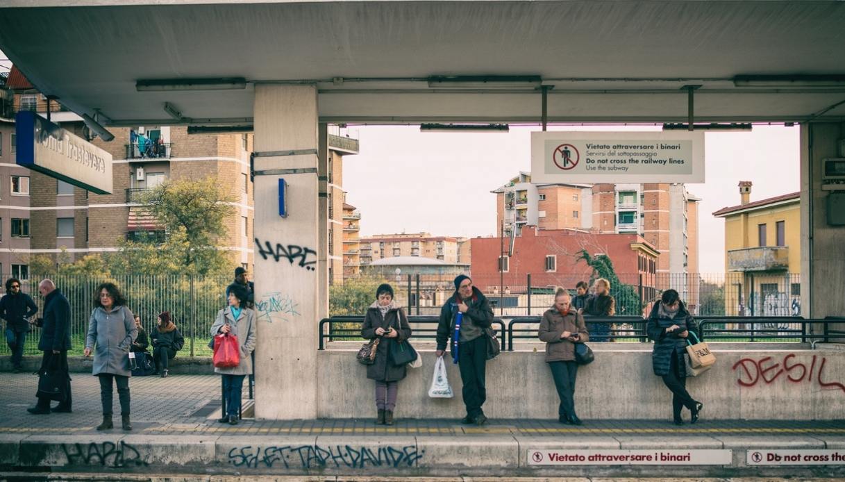 Sciopero treni 28 novembre, stop a Trenitalia, Italo e Trenord: orari e fasce di garanzia