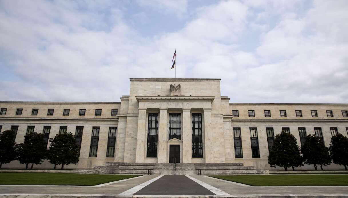 Borse, futuro Fed: attesa nuovo presidente e probabile taglio tassi