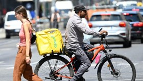 Aumenta il numero degli infortuni tra i rider in Italia, stranieri i più penalizzati