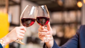 Approvato il pacchetto vino: cambiano le etichette e arrivano nuovi incentivi