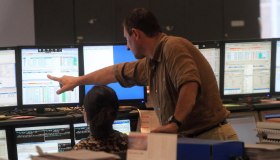 La Borsa del 4 dicembre, a Piazza Affari (+0,3%) corrono Stellantis e Stm