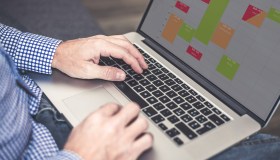 Ferie per dirigenti e manager, la Cassazione cambia le regole: il caso