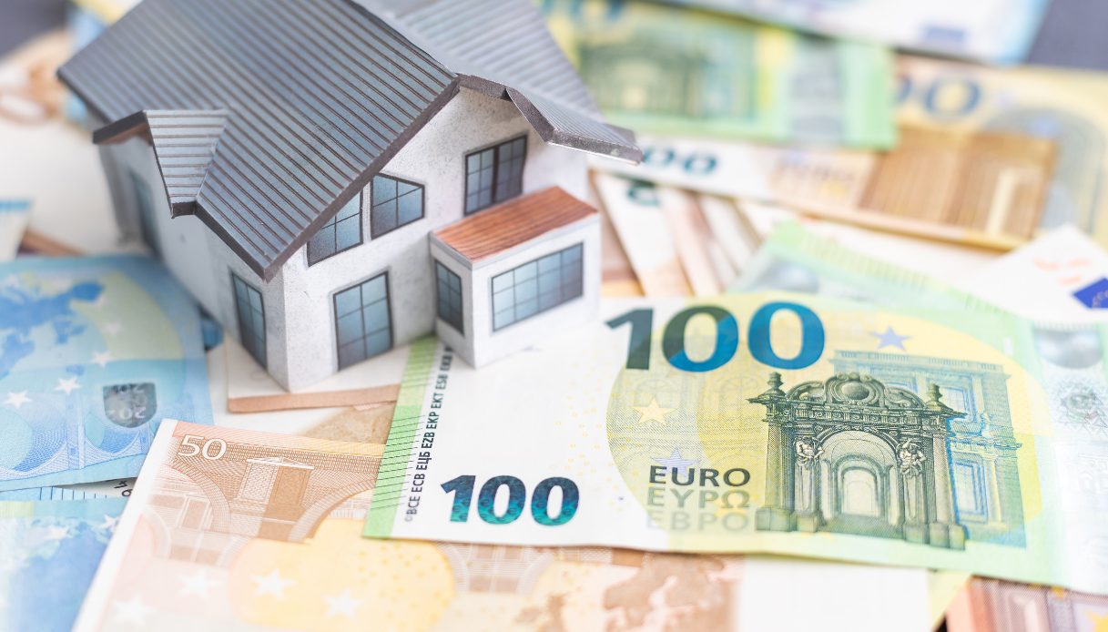 Imu, Roma e Milano sono le città più care: dove si spende di più e di meno Imu, Roma e Milano sono le città più care: dove si spende di più e di meno