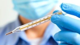 Influenza in Italia, contagi per regione ed età: aumentano i casi, picco previsto per Natale