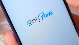 Tassa etica su porno e OnlyFans, chi la deve pagare davvero: il chiarimento