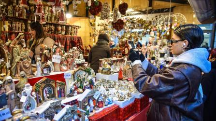 Tredicesima, 52,5 miliardi agli italiani: 1 su 2 l’userà per bollette e risparmi