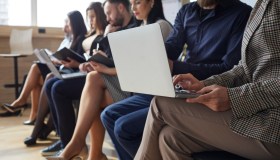 Occupazione in calo al 62,5%, un terzo degli italiani è disoccupato e non cerca impiego