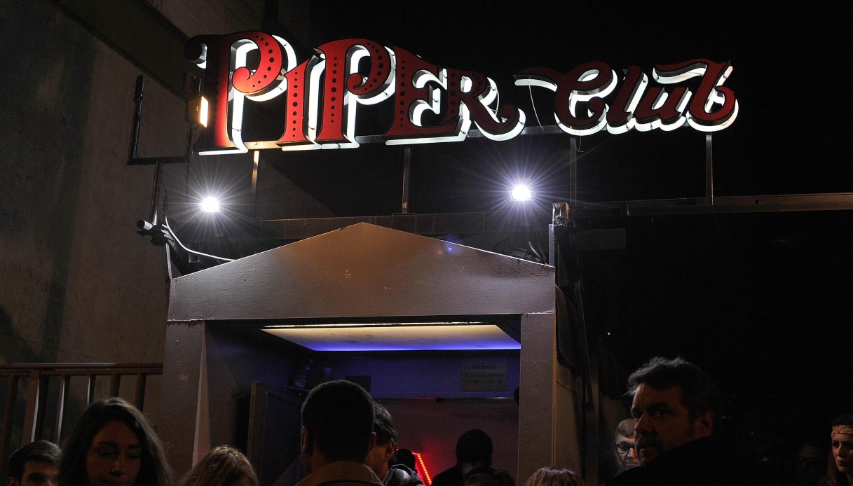 Chiuso il Piper a Roma per i controlli dopo Crans-Montana, struttura non a norma