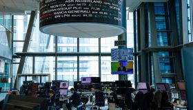 La Borsa del 30 gennaio, Milano torna a crescere con i titoli bancari e tech