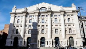 La Borsa del 22 gennaio, Milano si riprende e chiude sopra il punto percentuale