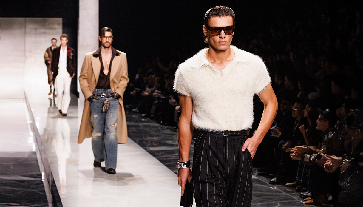 Look maschile in passerella alla sfilata Dolce & Gabbana Uomo Autunno Inverno 2026.