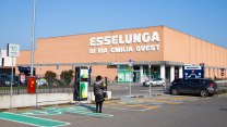 Esselunga assume, 70 posizioni aperte anche per chi è senza esperienza
