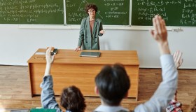 Scuola, spetta lo stipendio anche per i corsi di sicurezza? La sentenza