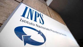 Le pensioni delle donne sono più basse del 26%, i motivi del gender gap