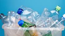 Plastica riciclata, si alza la quota richiesta dall’Ue ma gli impianti chiudono