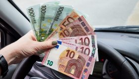 RC Auto sempre più cara, come risparmiare sull’assicurazione e gli errori da non fare