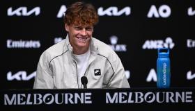 Sinner-Duckworth agli Australian Open: oltre 40 milioni di euro di differenza tra i due