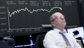 Spread Btp-Bund in rialzo a 62 punti, rendimenti al 3,46%: i titoli su cui investire