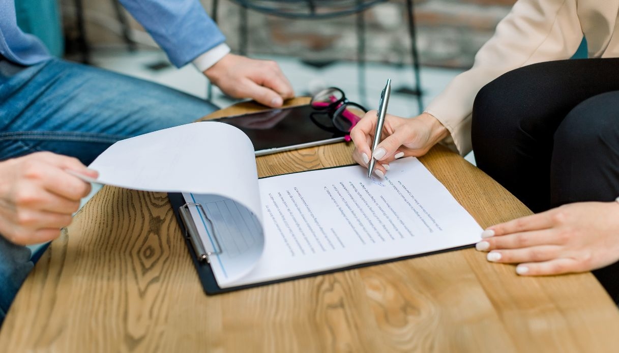 Stipendi in crescita nel privato grazie ai rinnovi, chi guadagna di più