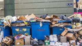 Tari, la classifica delle città più care: dove si paga la tassa sui rifiuti più alta