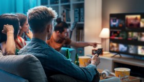 Abbonamenti nascosti a servizi a pagamento, come trovarli e disdirli dallo smartphone