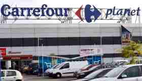 Carrefour, 2025 ancora difficile. Nuovo Piano strategico senza l’Italia