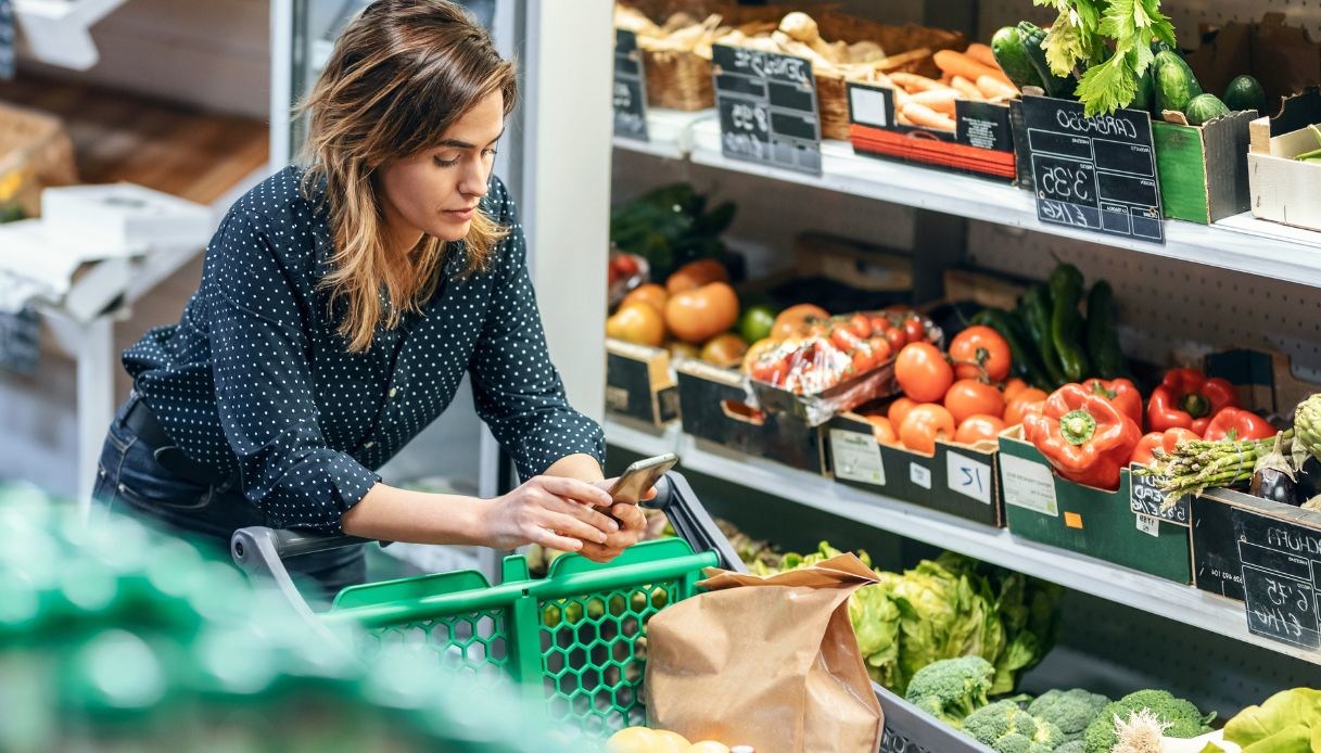 Cambia la spesa degli italiani, più vegetariani e attenti alle proteine