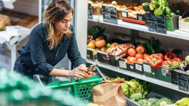 Cambia la spesa degli italiani, più vegetariani e attenti alle proteine