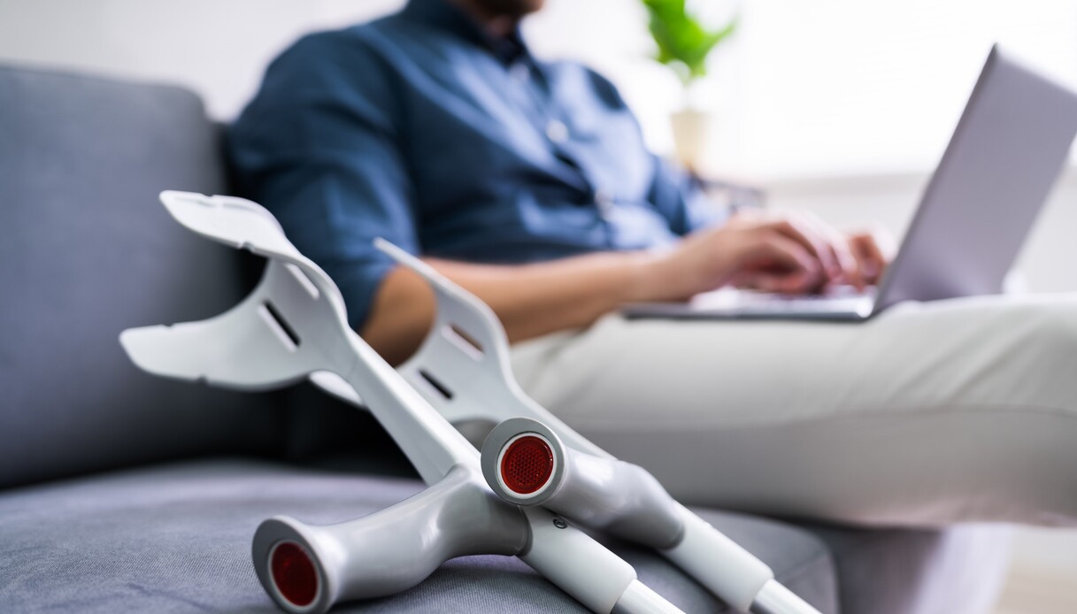 Infortunio in smart working, Inail deve pagare le spese mediche private Infortunio in smart working, Inail deve pagare le spese mediche private