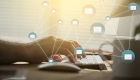 E-mail e lavoro, perché un semplice “invio” può costarti una sanzione