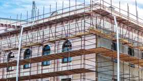 Sicurezza in condominio, gli obblighi dell’amministratore su lavori e rischi