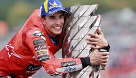 Piloti MotoGp 2026, quanto guadagnano. La classifica degli stipendi di Marquez e gli altri