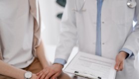 Tumore del colon-retto, Italia prima nelle cure. Cresce il ruolo della biopsia liquida per la diagnosi