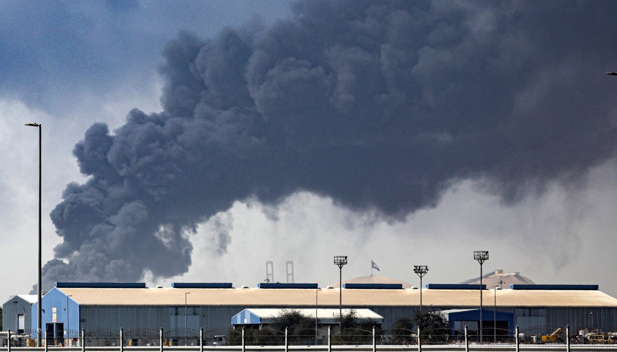 guerra in iran e italiani bloccati a dubai ci sono tanti vip da roberto mancini a big mama da Quifinanza.it guerra in iran e italiani bloccati a dubai ci sono tanti vip da roberto mancini a big mama