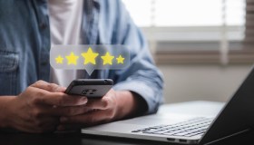 Ddl PMI approvato: cosa si rischia in caso di false recensioni su hotel e ristoranti