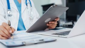 Fascicolo sanitario elettronico, il 31 marzo cambia tutto: nuove regole