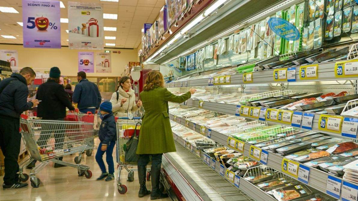Aumenta il prezzo dei cibi freschi, perché sono più colpiti dall’inflazione