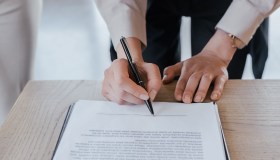 Aumentano gli stipendi medi in Italia: dove e chi guadagna di più nel 2026