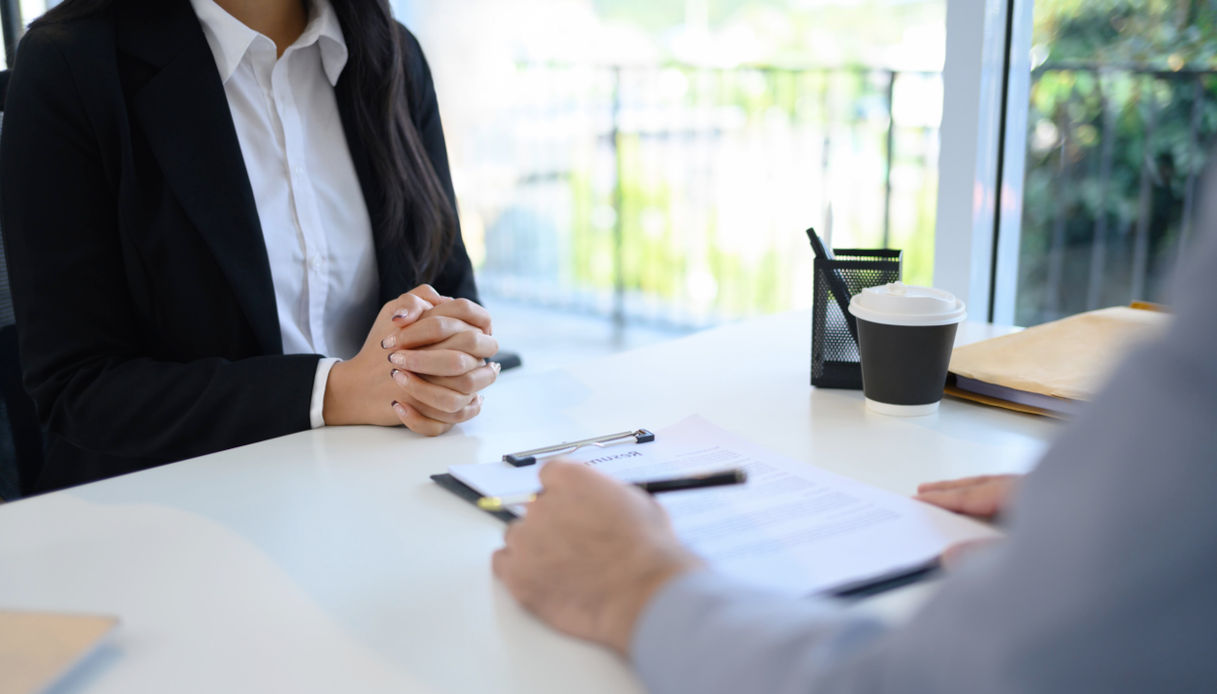 Trasparenza salariale entro il 7 giugno, stipendio negli annunci e più controlli