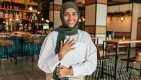 Lavoro, in Italia un’impresa di persona migrante su quattro è guidata da una donna