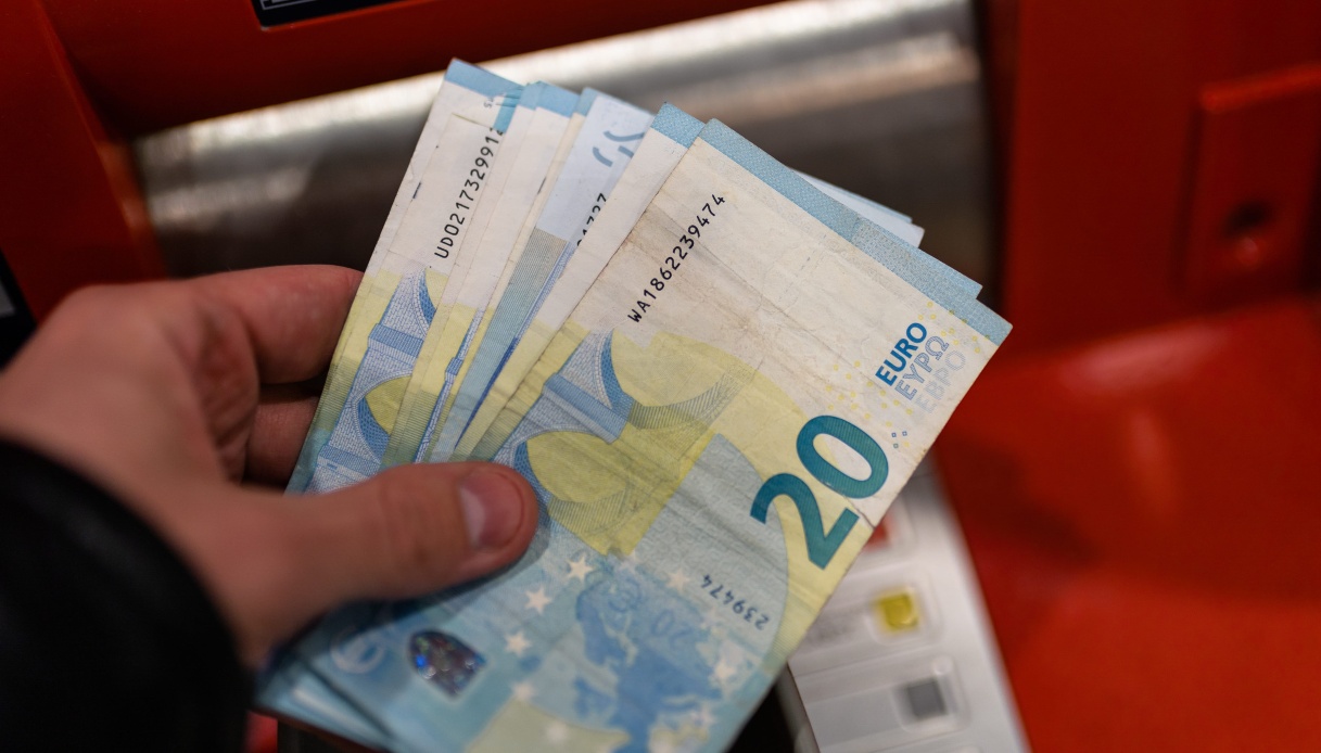 Statali, il rinnovo del contratto vale fino a 208 euro al mese: come cambia la busta paga
