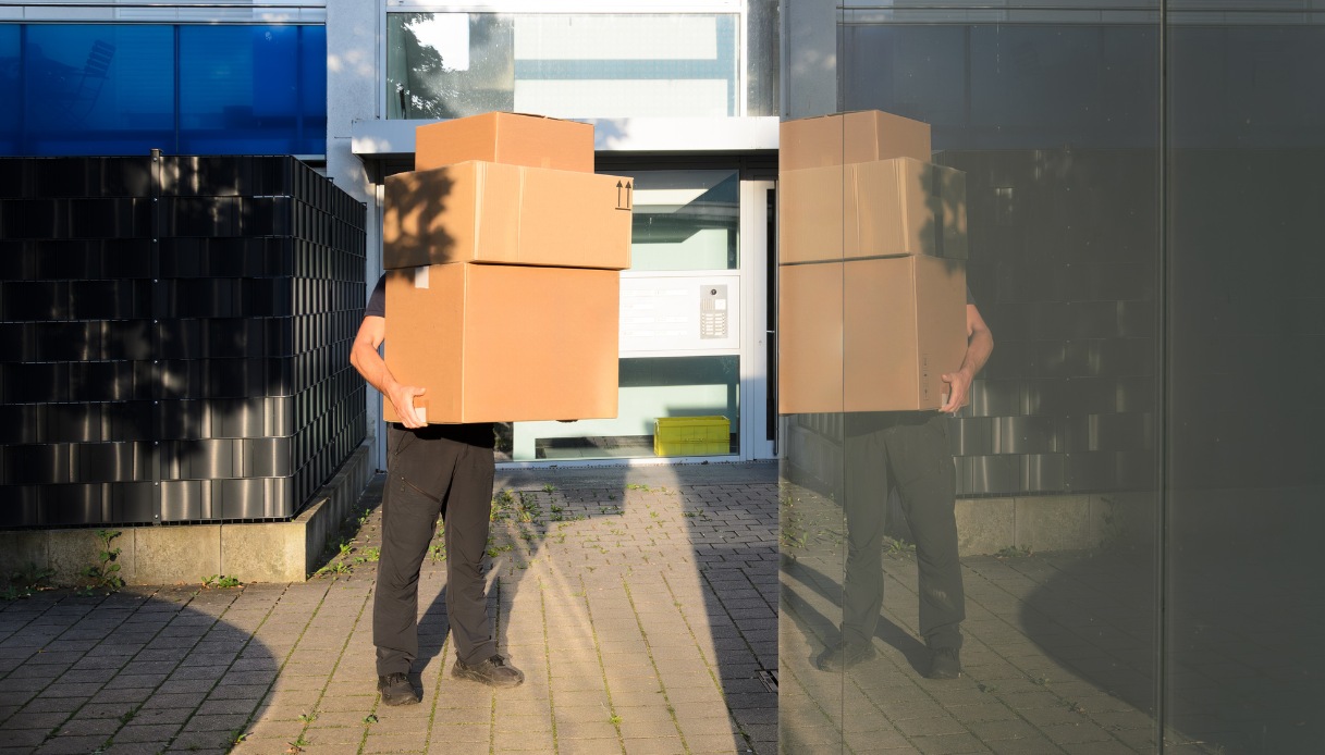 Roma Fiumicino, assunzioni per 20 facchini anche senza esperienza: non ci sono limiti di età