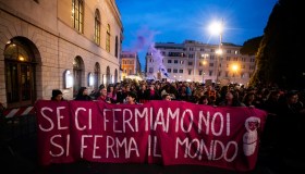 Gender gap, 7 madri su 10 si licenziano: donne in part-time il doppio rispetto all’Europa